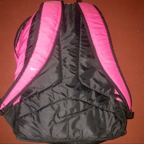 Nike hot pink backpack - Picture 2 of 5